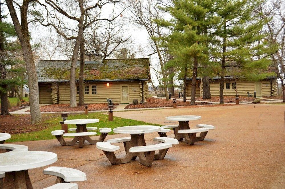 Starved Rock Lodge & Conference Center Utica Luaran gambar