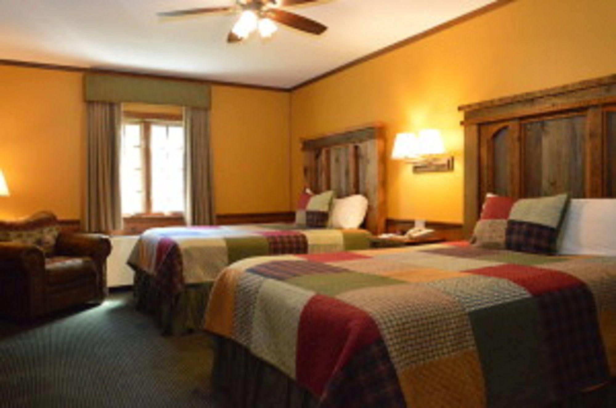 Starved Rock Lodge & Conference Center Utica Luaran gambar